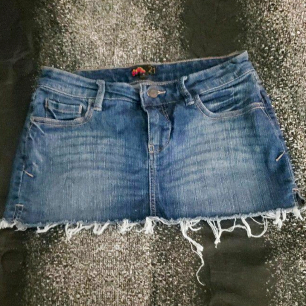 VNTG FOREVER 21 SKIRT💕